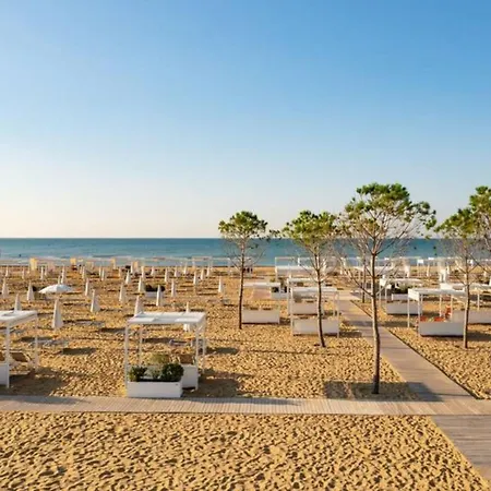 Neat And Quiet Near The Beach-bibione Apartment *